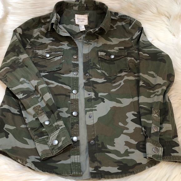 Forever 21 Tops - Camo Botton Up